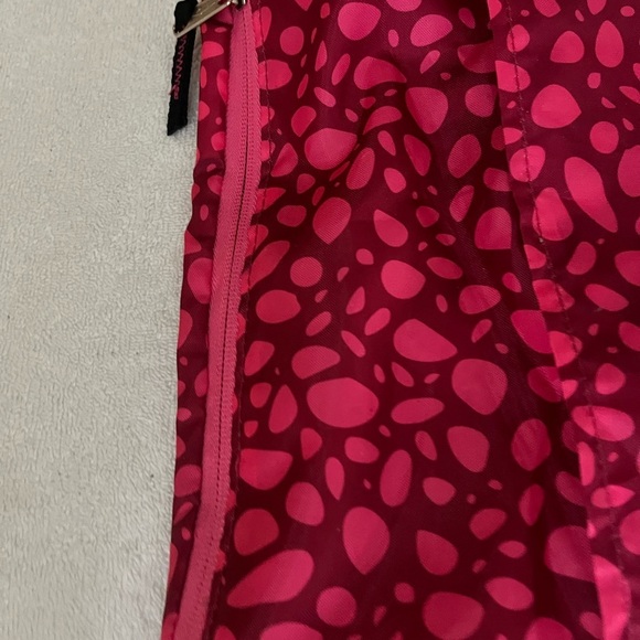 Avia Lightweight Shoulder Bag - Picture 4 of 8